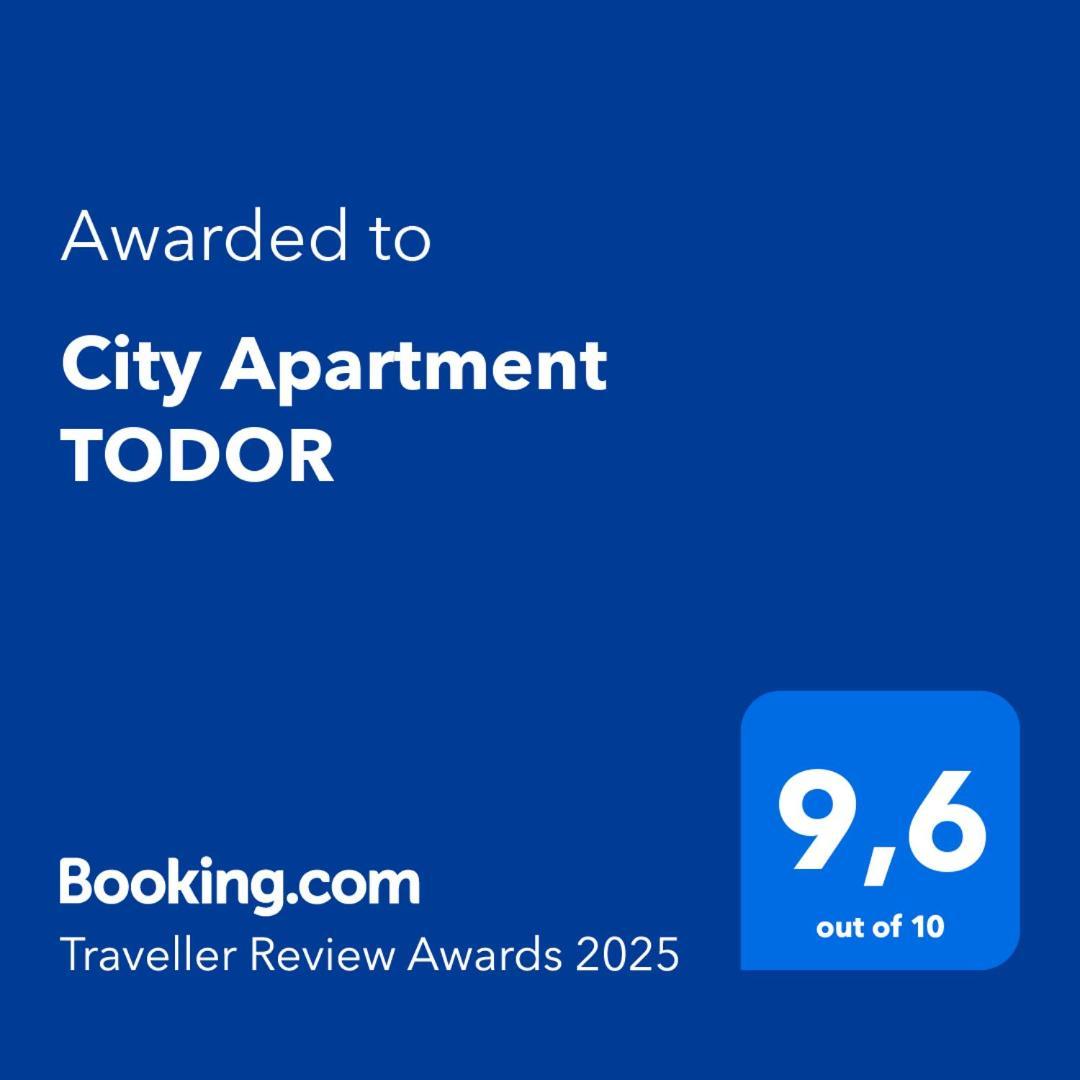 City Apartment Todor Pula Exteriör bild